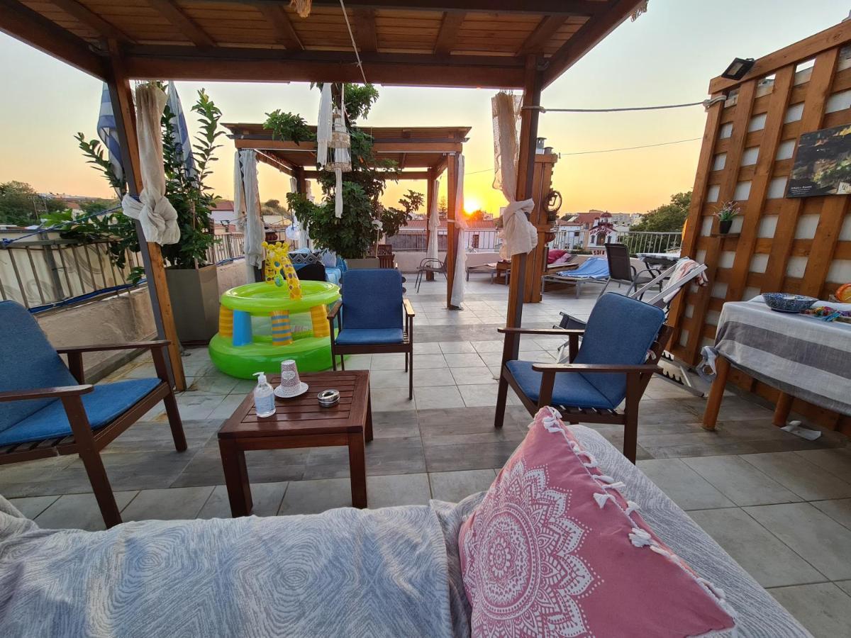 Nikolas Rooms خانيا المظهر الخارجي الصورة