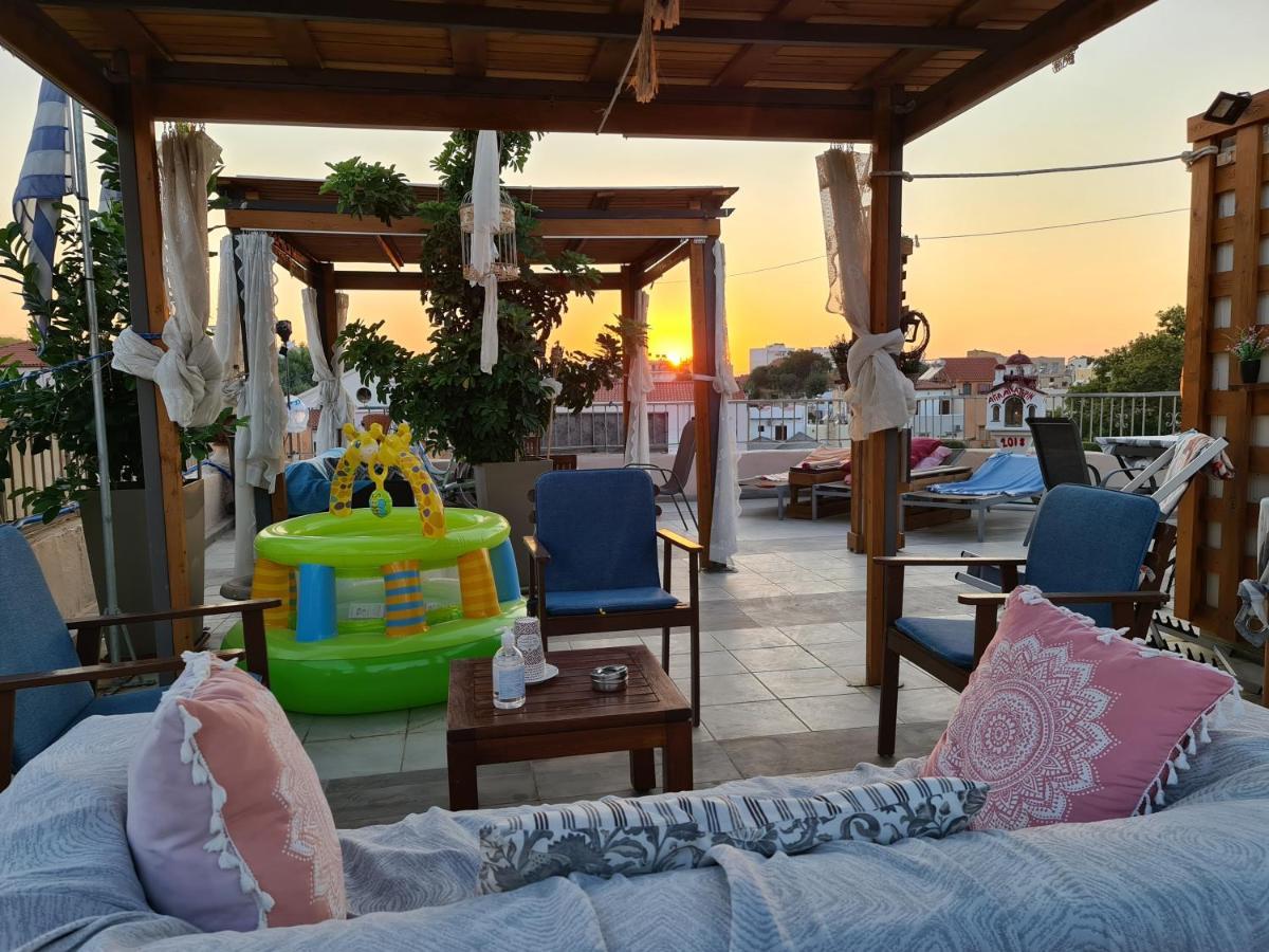 Nikolas Rooms خانيا المظهر الخارجي الصورة